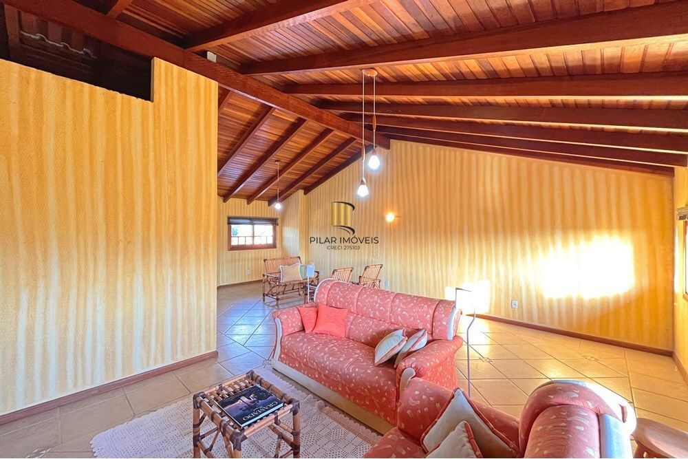 Casa 3 dormitórios no bairro Espírito Santo