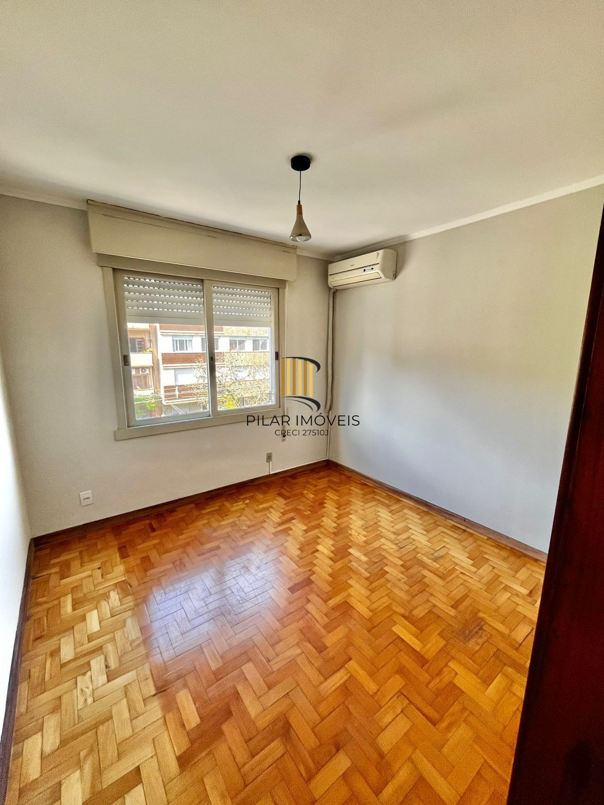 Apto de 03 dorm, 02 banheiros e dep empregada no coração do Bairro Higienópolis