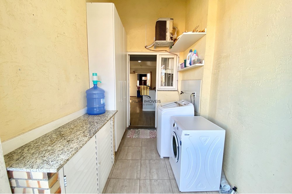 Casa de Condomínio 2 dormitórios no bairro Olaria