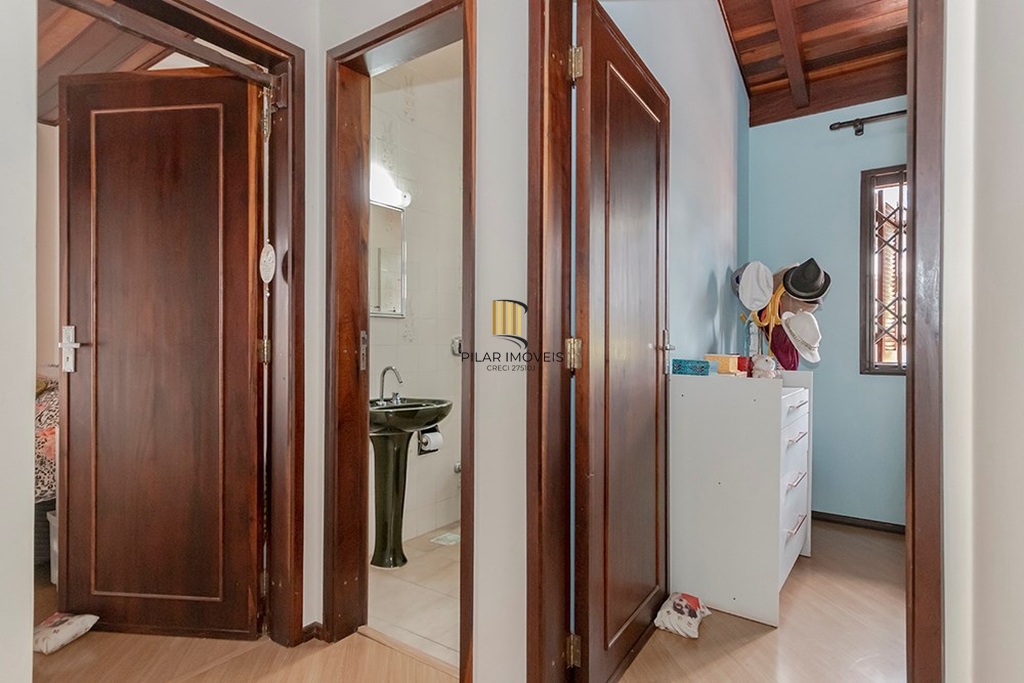 Casa 3 dormitórios no bairro Jardim Itu Sabará