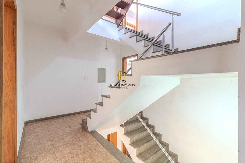 Casa 3 dormitórios no bairro Chácara das Pedras