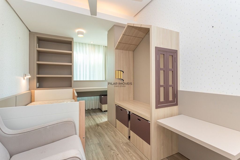 Cobertura 4 dormitórios no bairro Petrópolis