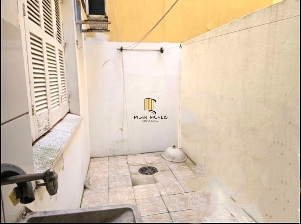 Apartamento 2 dormitórios no bairro Vila Ipiranga