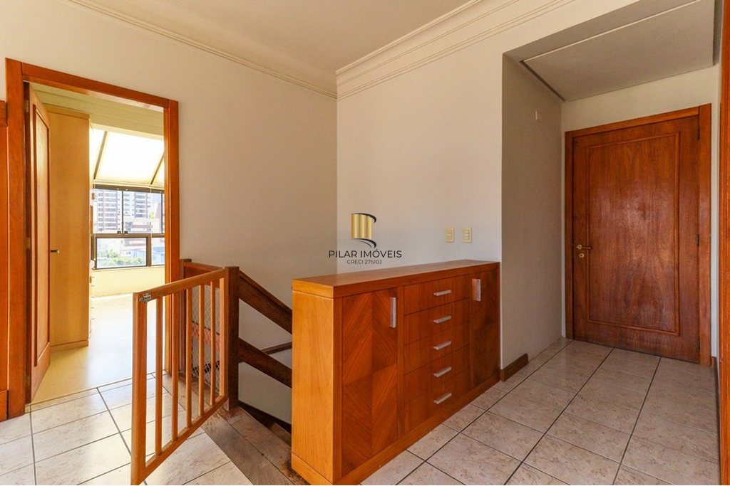 Cobertura 3 dormitórios no bairro Petrópolis