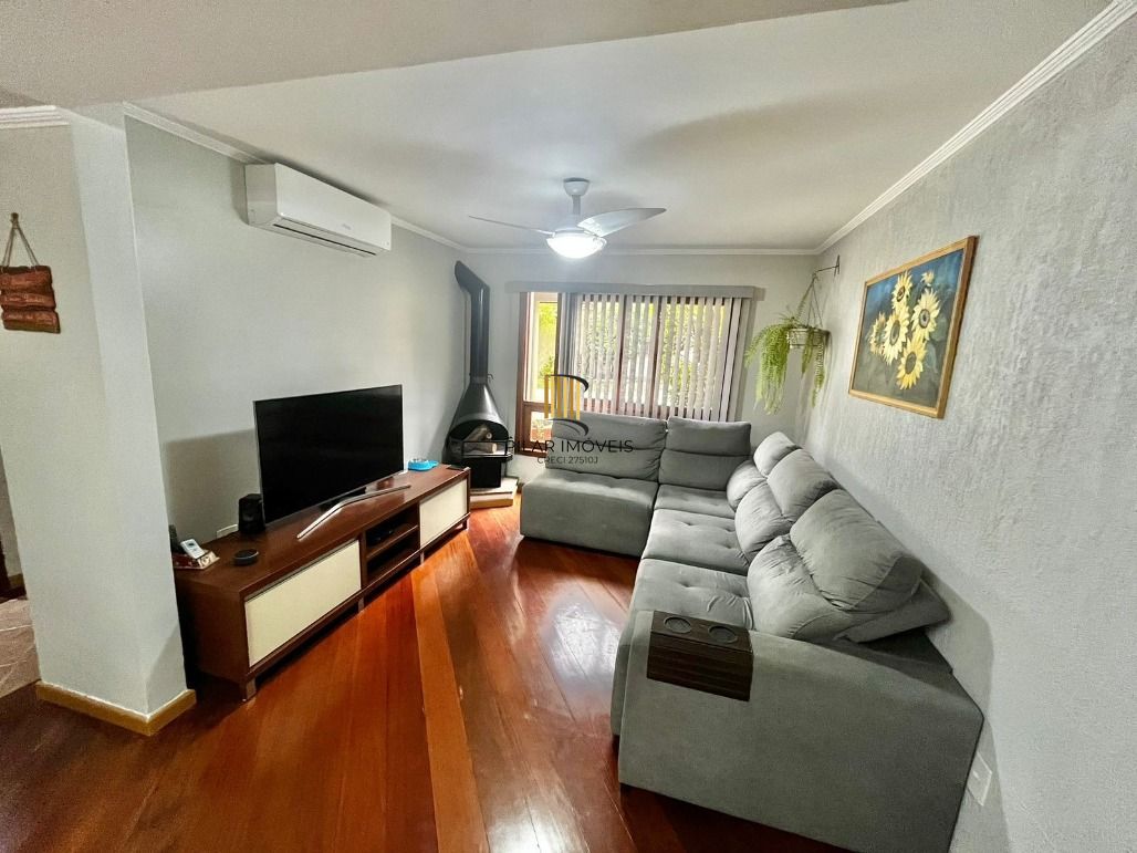 Casa Condominio 3 Dormitório(s) Bairro Tristeza