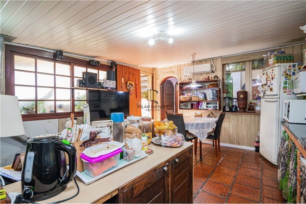 Casa 5 dormitórios no bairro Petrópolis
