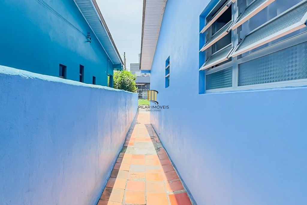 Casa 5 dormitórios no bairro Vila Jardim