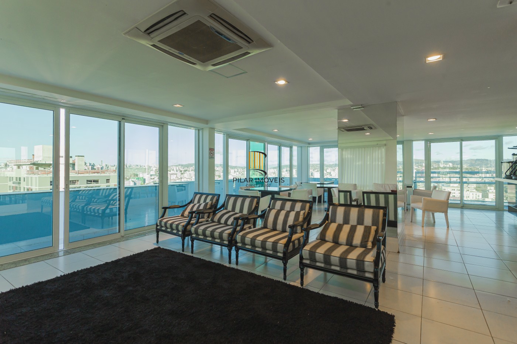 Apartamento 3 dormitórios no bairro Cidade Baixa