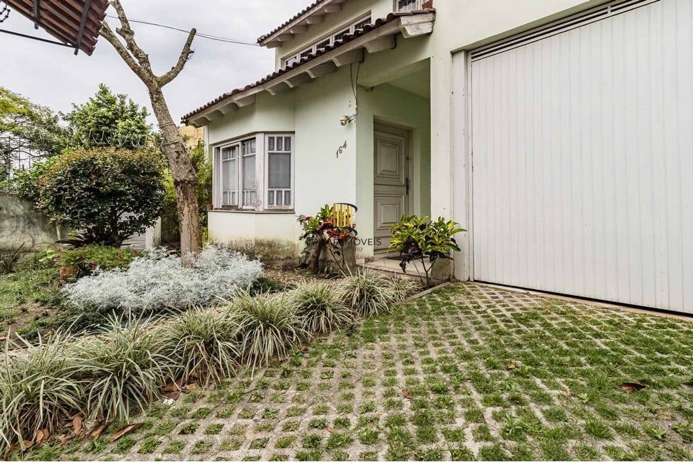 Casa 3 dormitórios no bairro Santo Antônio