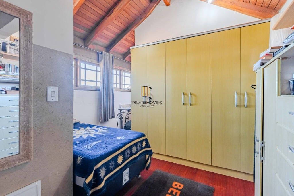 Casa de Condomínio 4 dormitórios no bairro Ipanema