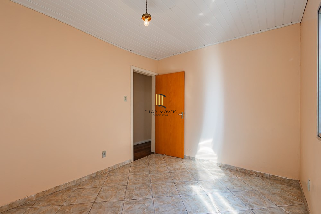 Casa 3 dormitórios no bairro Medianeira