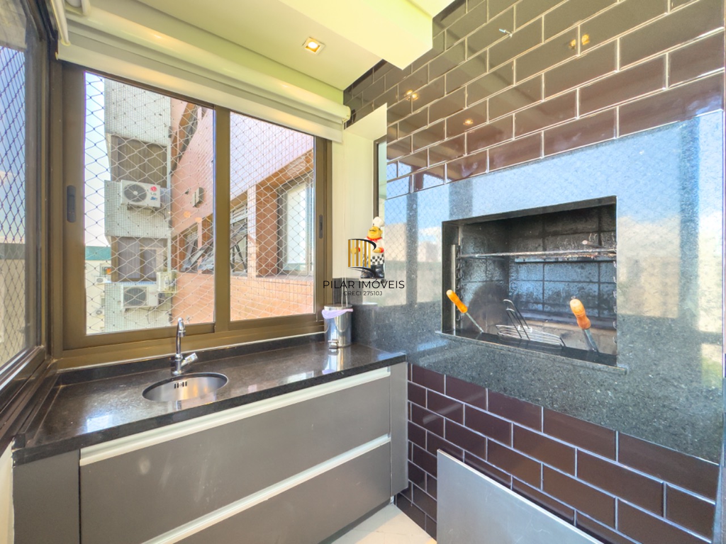 Apartamento 2 dormitórios no bairro Mont' Serrat