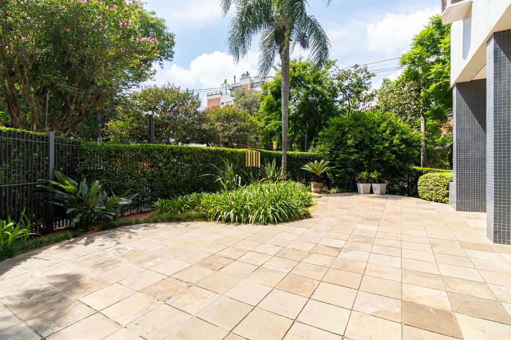 Apartamento 4 dormitórios no bairro Auxiliadora