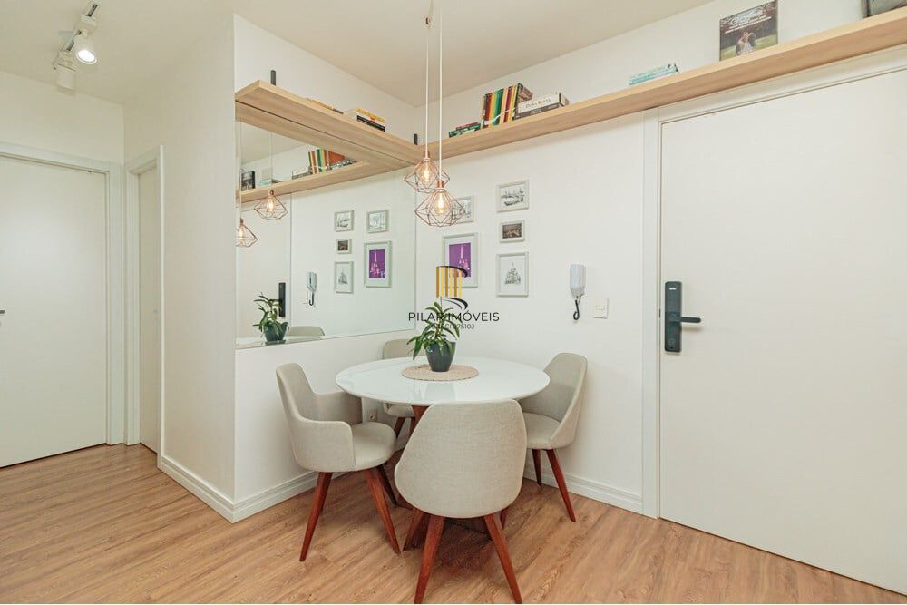 Apartamento 2 dormitórios no bairro Navegantes
