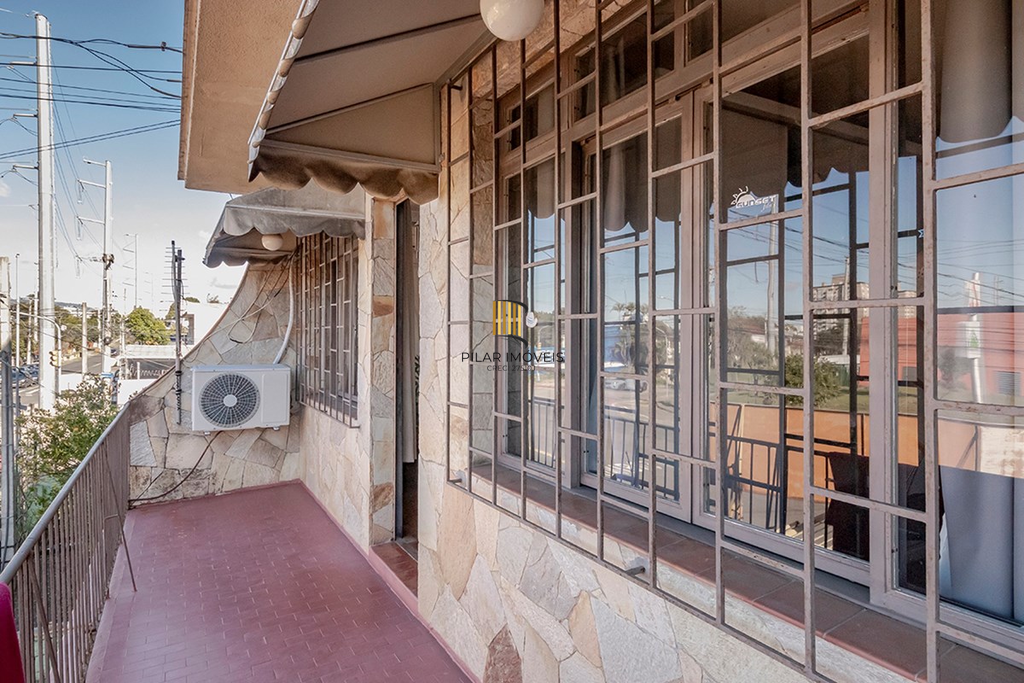 Casa 6 dormitórios no bairro São Sebastião
