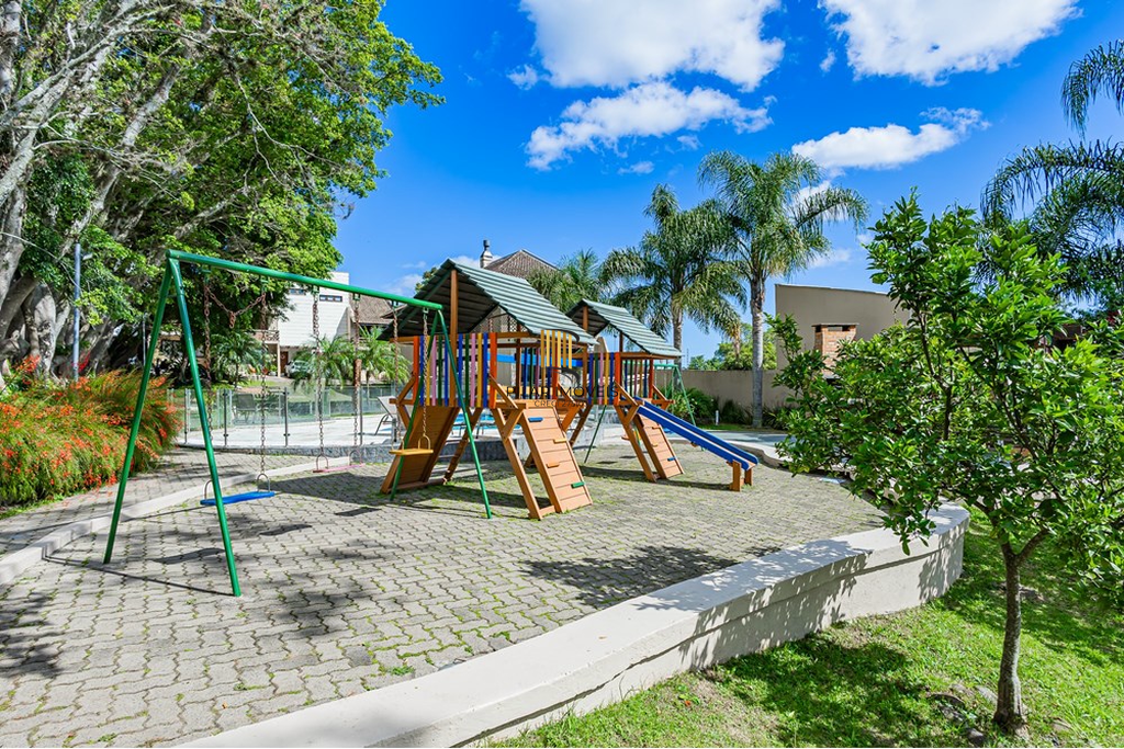 Casa de Condomínio 3 dormitórios no bairro Lomba do Pinheiro