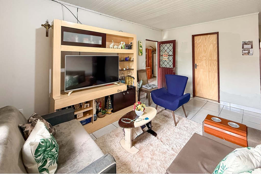 Casa 2 dormitórios no bairro Capão da Cruz