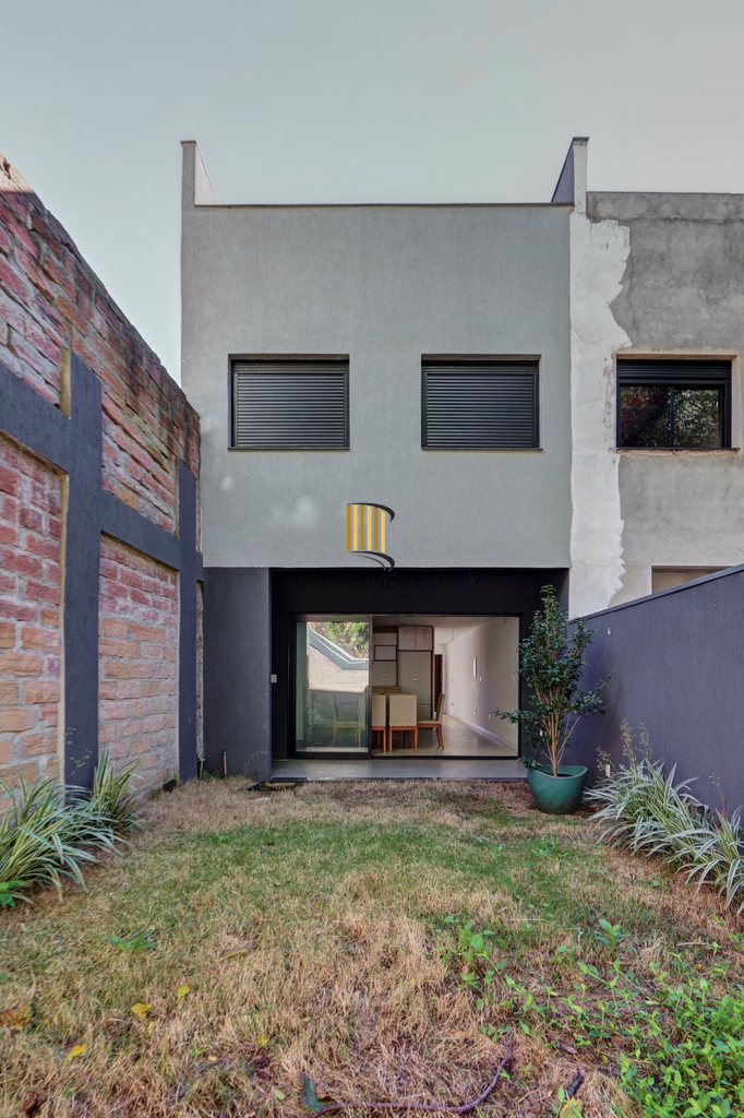Casa 3 dormitórios no bairro Chácara das Pedras