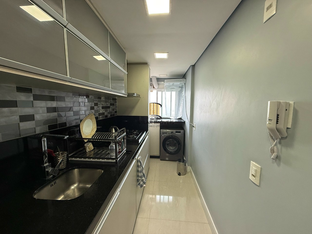 Apartamento 2 dormitórios no bairro São Geraldo
