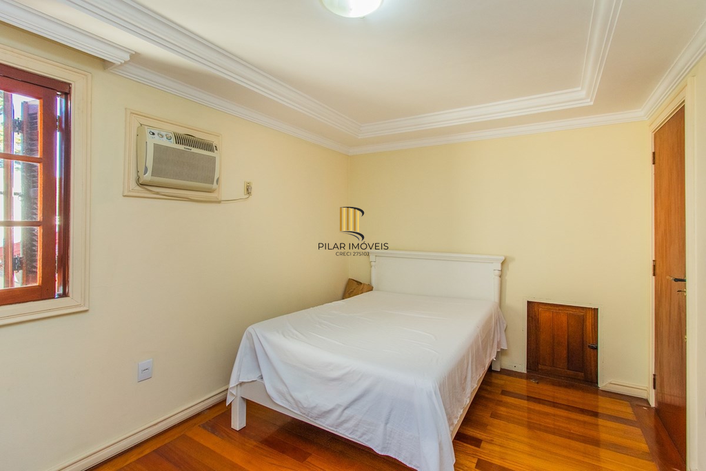 Casa 5 dormitórios no bairro Marechal Rondon
