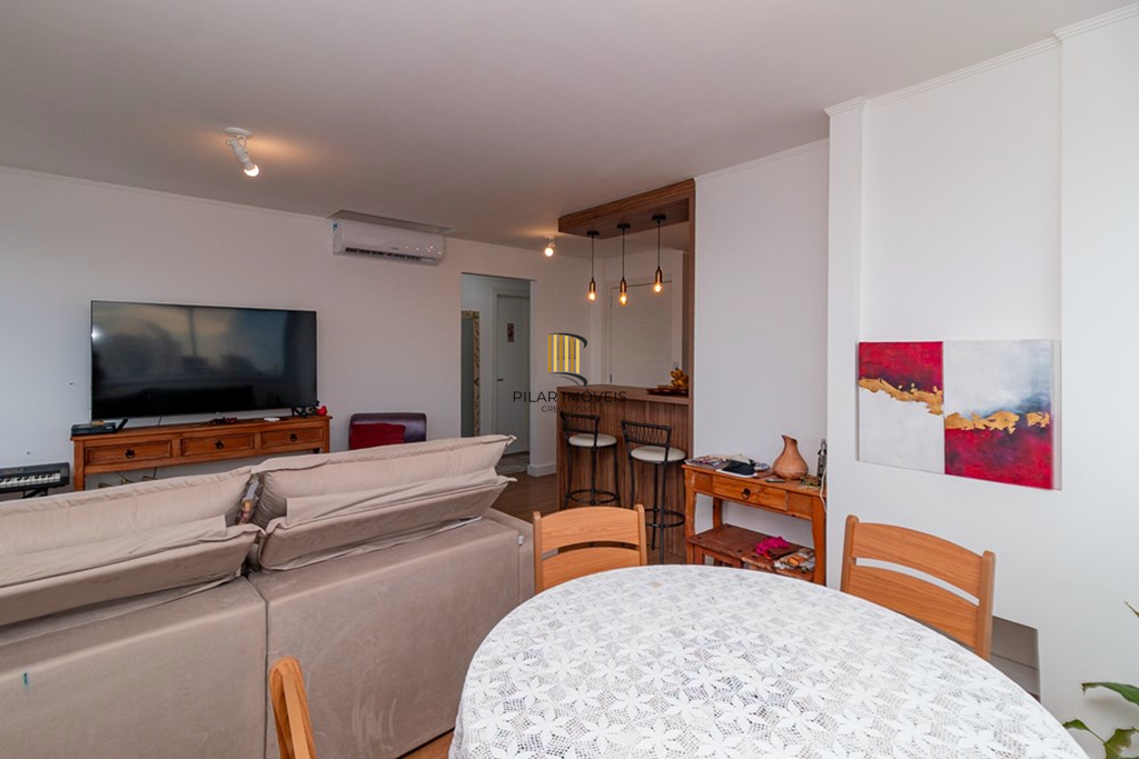 Apartamento 2 dormitórios no bairro Azenha