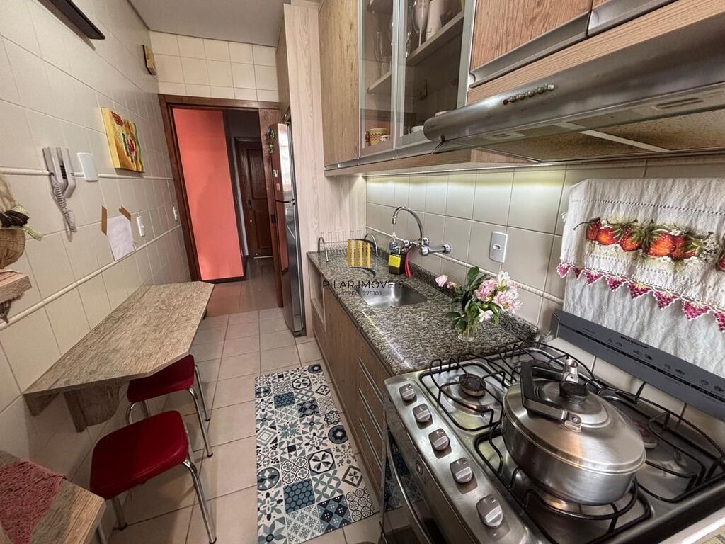 Apartamento 2 dormitórios no bairro Santana