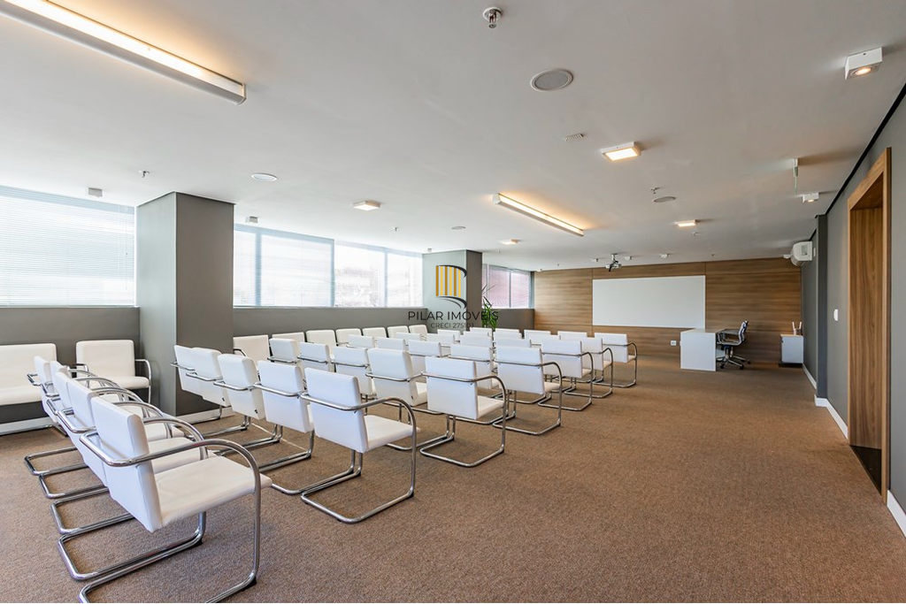 Sala Comercial no bairro Petrópolis