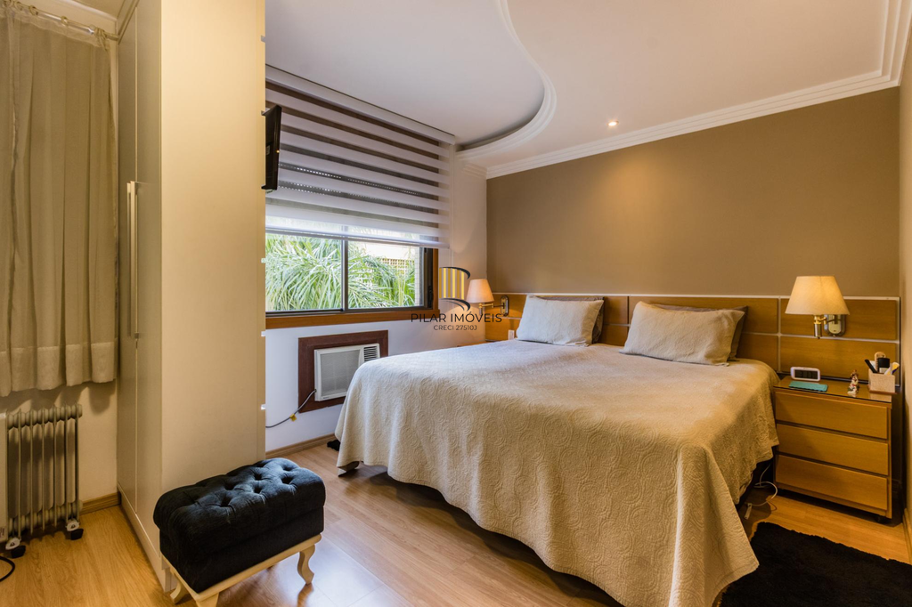 Apartamento 3 dormitórios no bairro Menino Deus