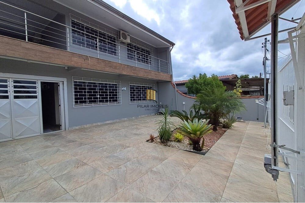 Casa 3 dormitórios no bairro Americana