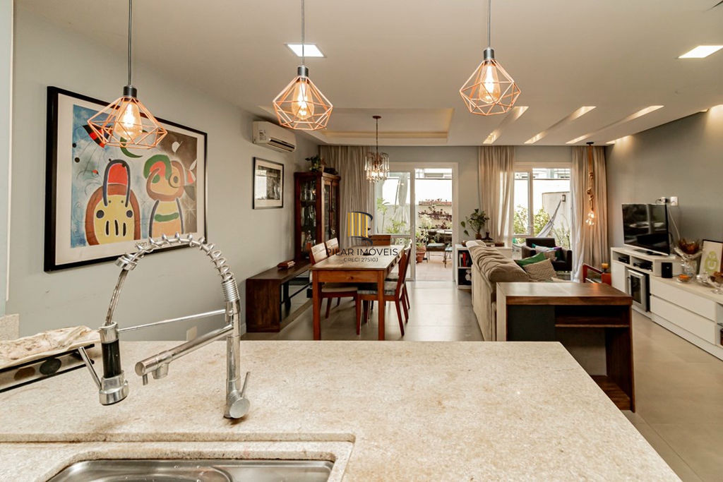 Casa 3 dormitórios no bairro Jardim Carvalho