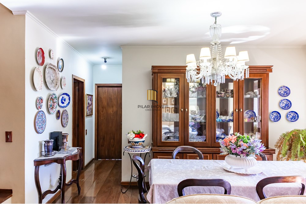 Cobertura 3 dormitórios no bairro Petrópolis