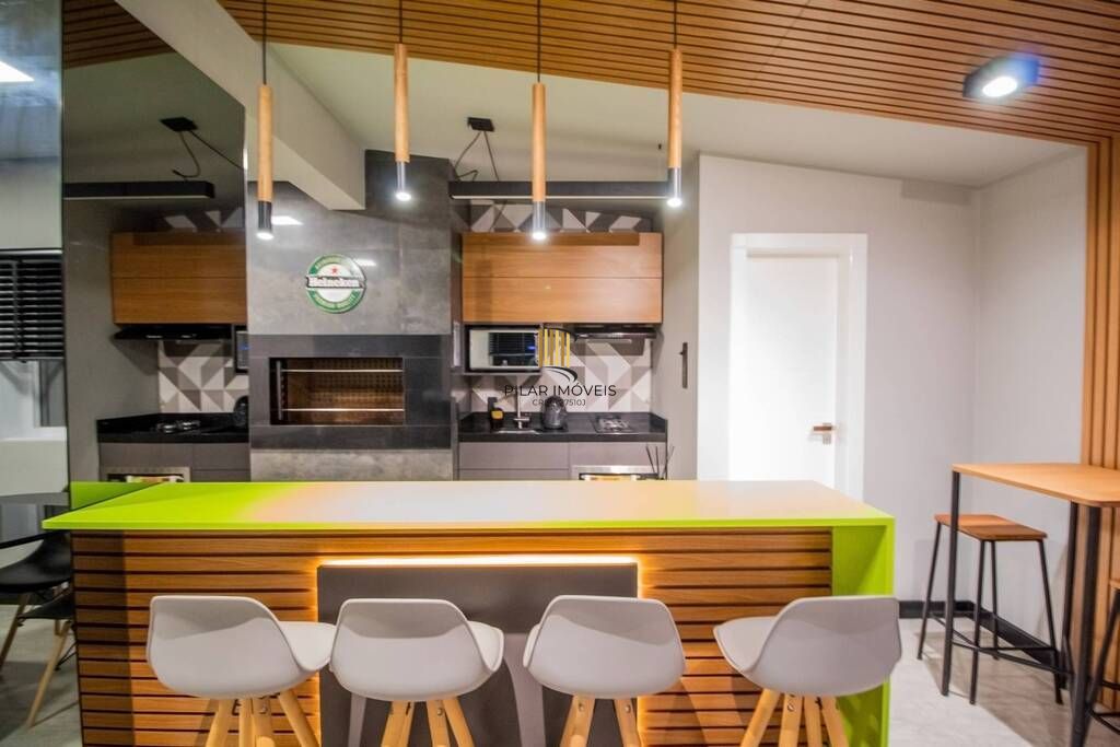 Apartamento 2 dormitórios no bairro Centro