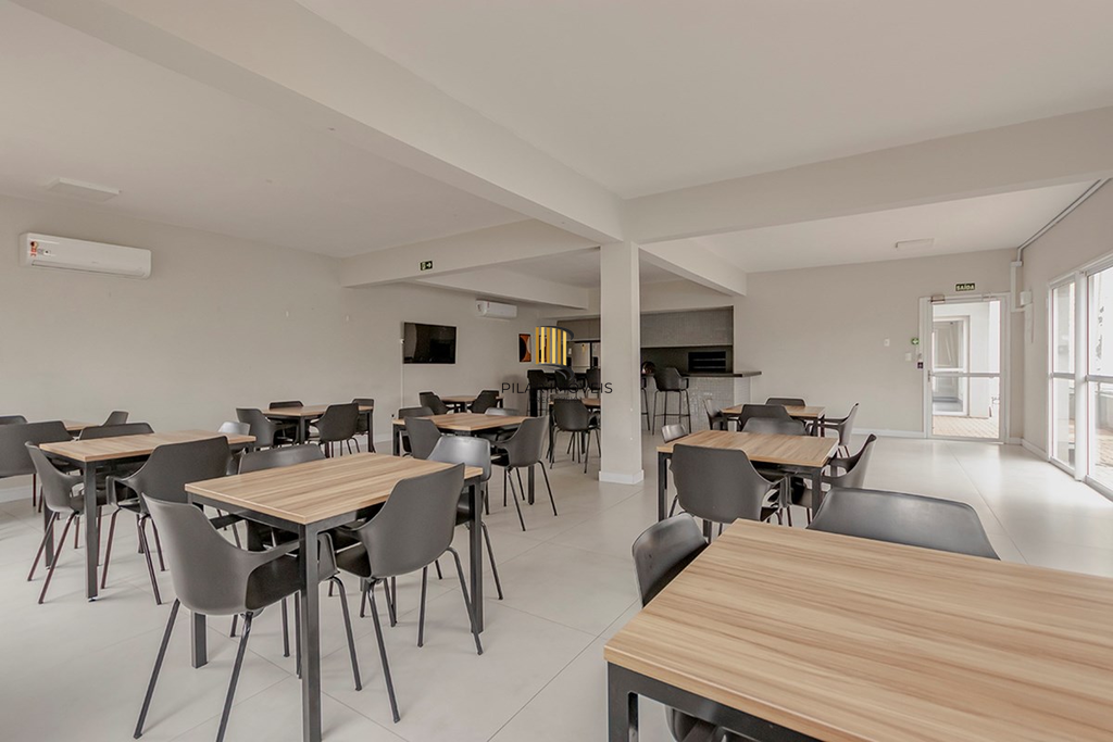 Apartamento 2 dormitórios no bairro Lomba do Pinheiro