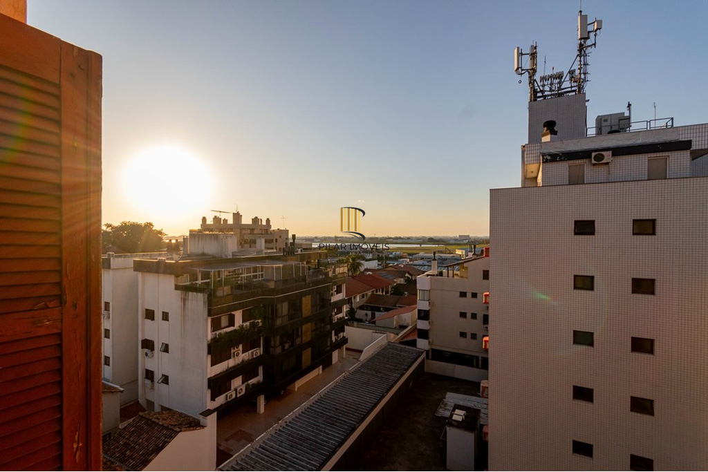 Cobertura 4 dormitórios no bairro Jardim Lindóia