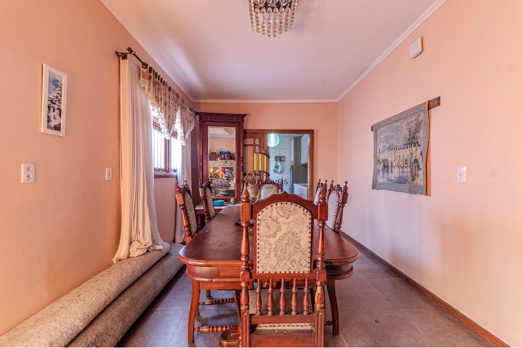 Casa 3 dormitórios no bairro Sarandi