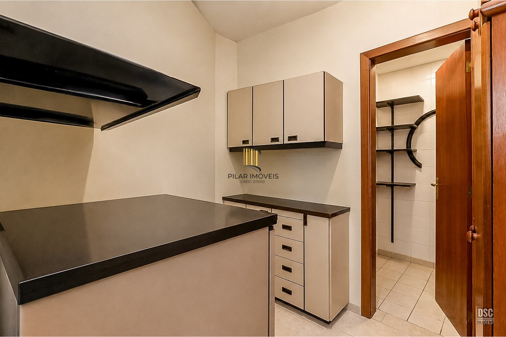 Apartamento 4 dormitórios no bairro Boa Vista