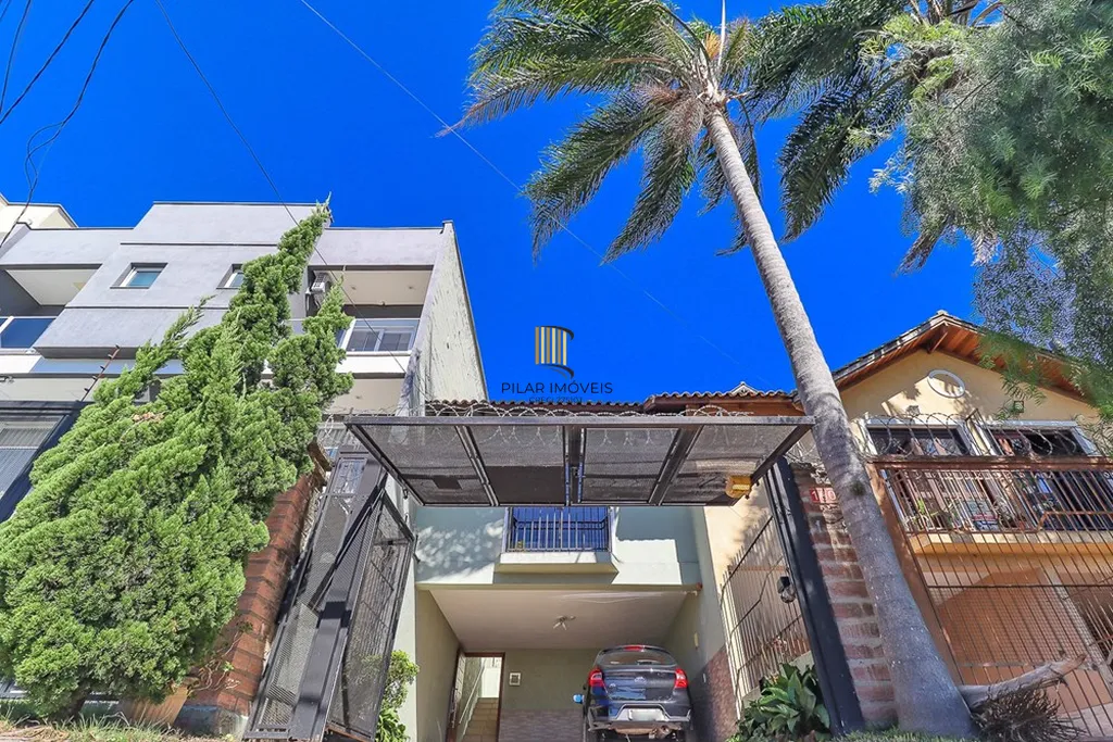 Casa 3 dormitórios no bairro Sarandi