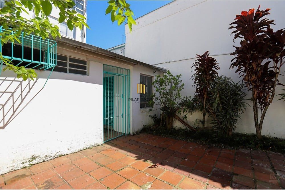 Casa 5 dormitórios no bairro Santana