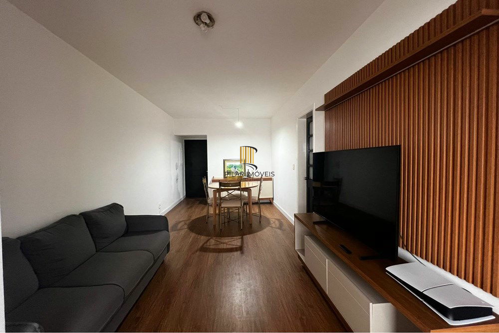 Apartamento 3 dormitórios no bairro Azenha