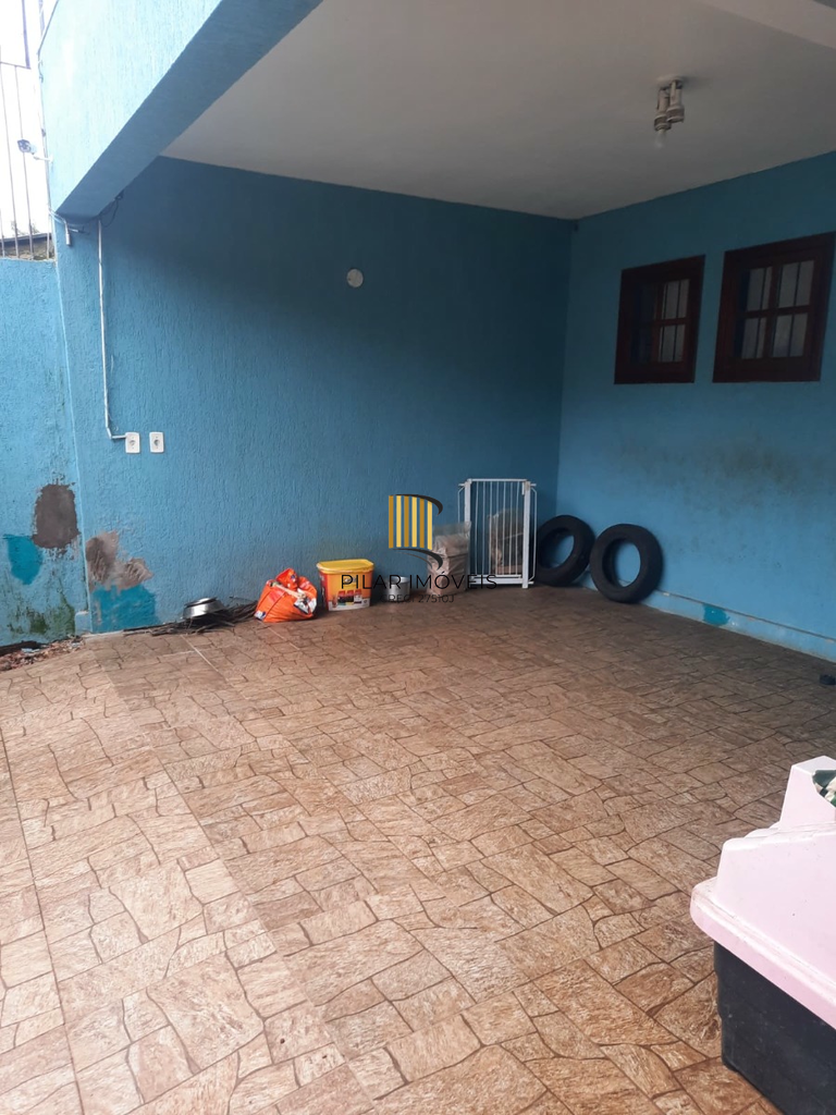 Casa 3 dormitórios no bairro Nonoai