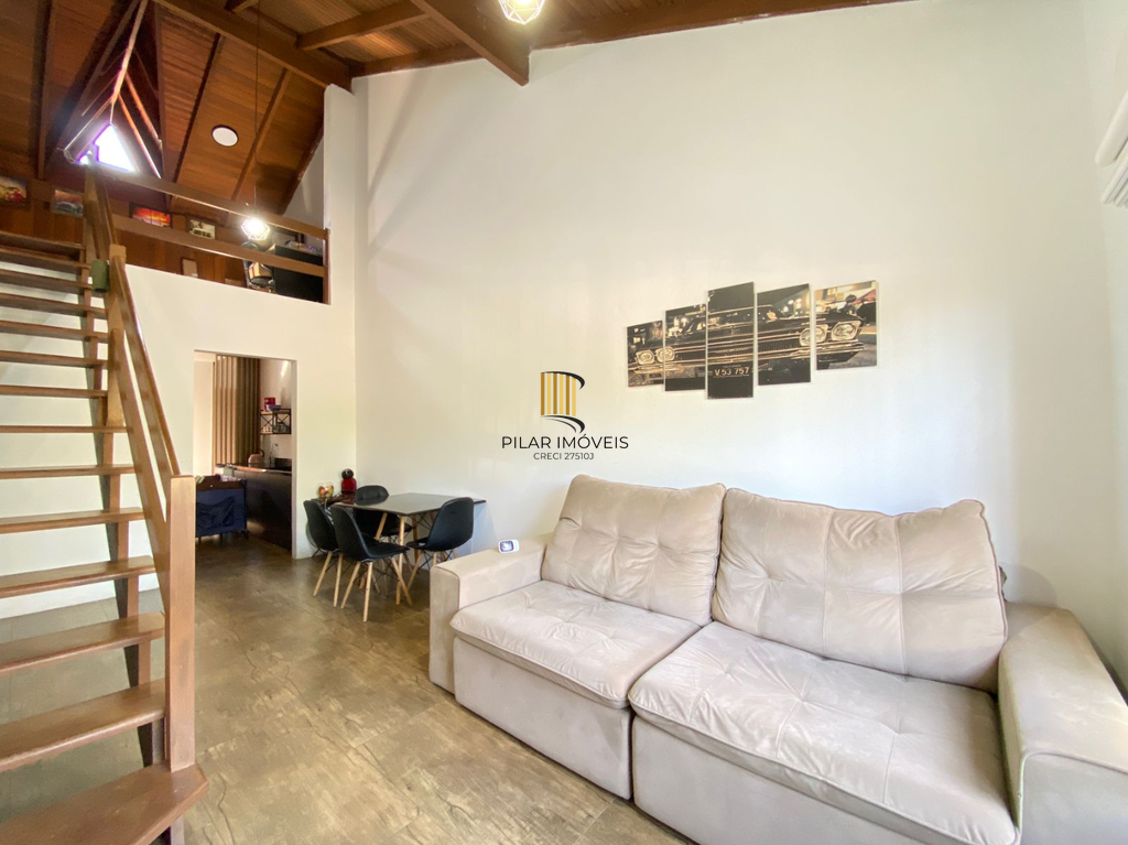 Casa 3 dormitórios no bairro Hípica