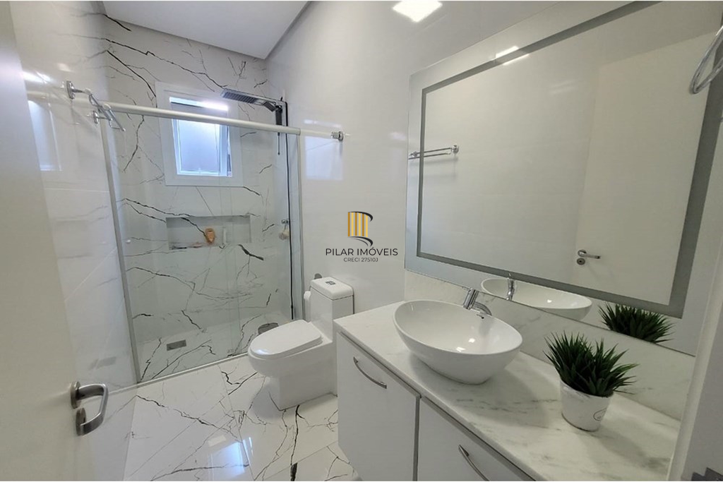 Casa 4 dormitórios no bairro Centro