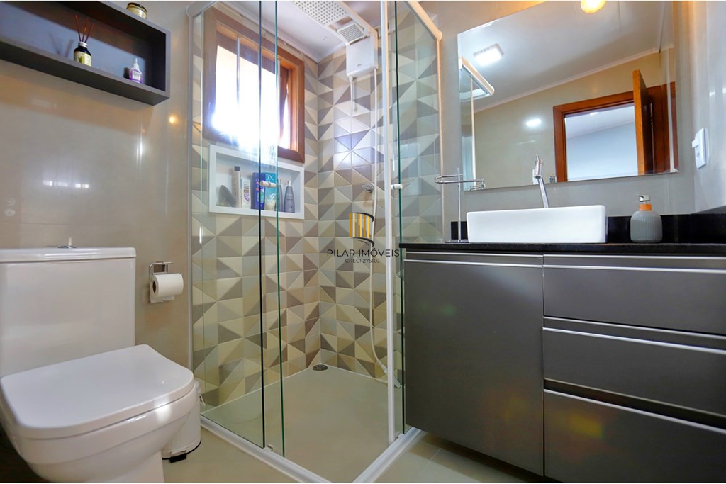 Casa 3 dormitórios no bairro Viamópolis