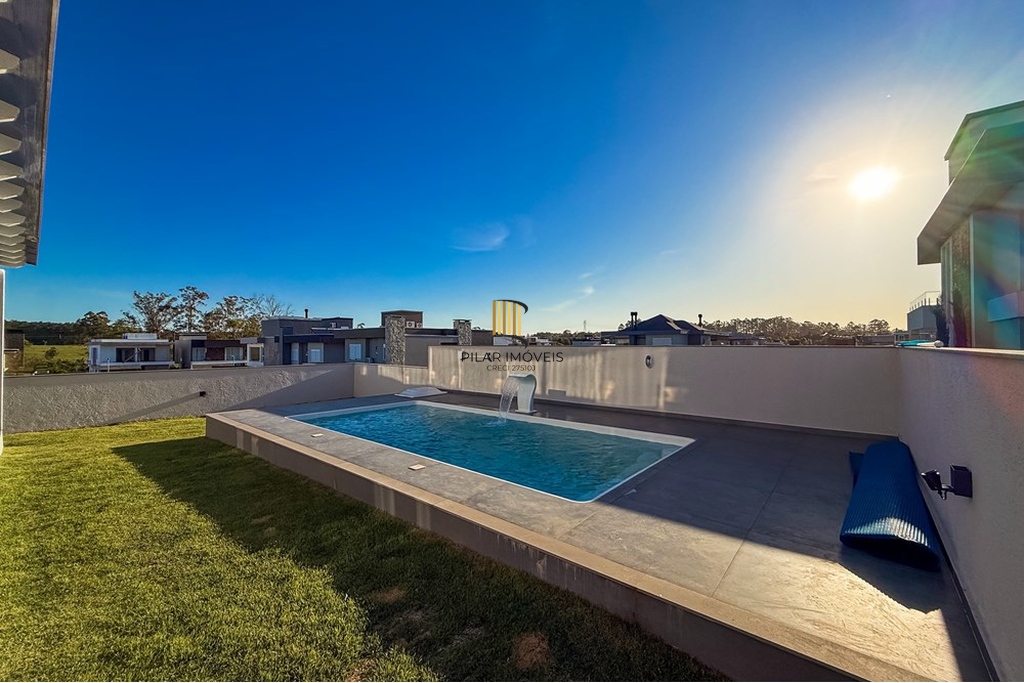 Casa de Condomínio 3 dormitórios no bairro Sanga Funda