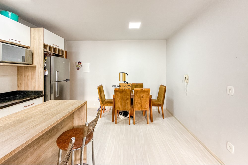 Apartamento 2 dormitórios no bairro Olaria