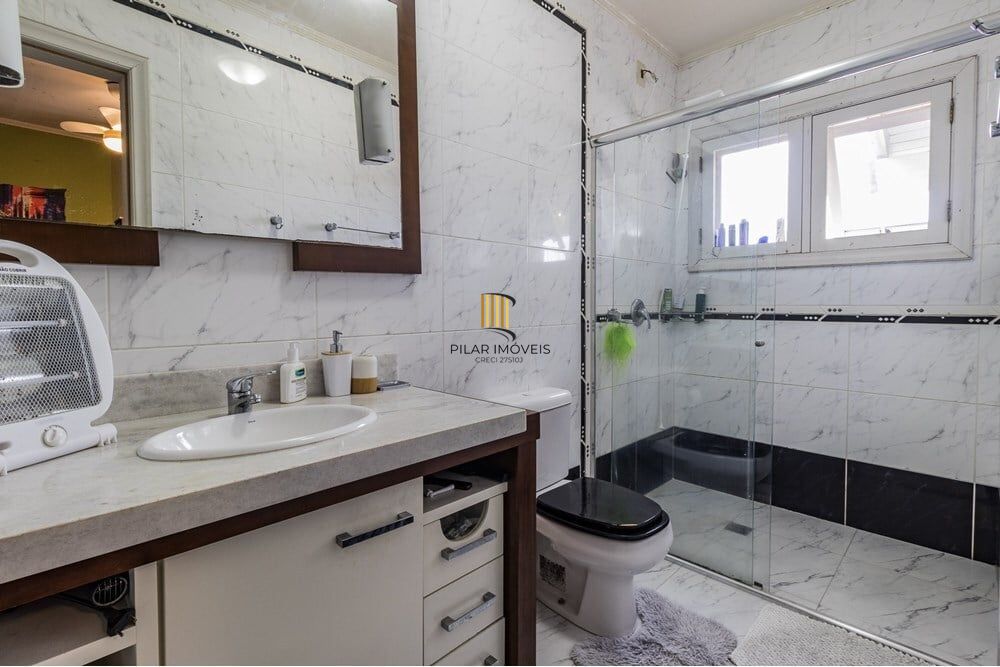Casa 3 dormitórios no bairro Santo Antônio