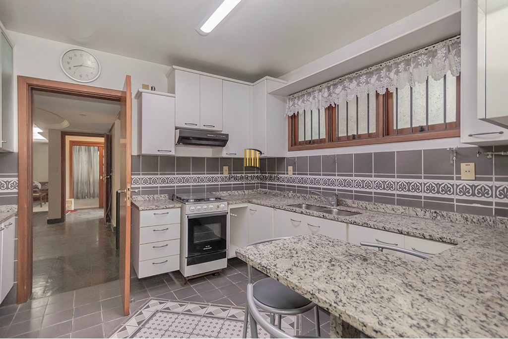 Casa 4 dormitórios no bairro Boa Vista