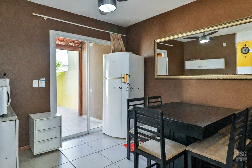 Casa de Condomínio 3 dormitórios no bairro Hípica