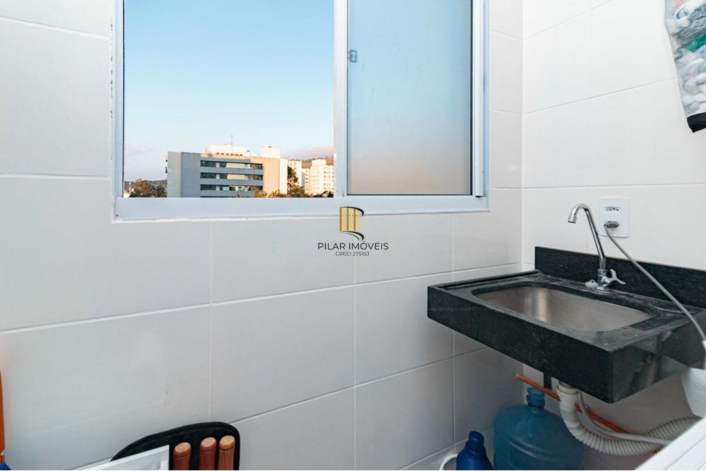 Apartamento 2 dormitórios no bairro Morro Santana