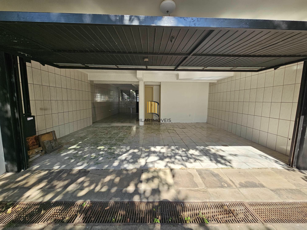 Casa 3 dormitórios no bairro Três Figueiras